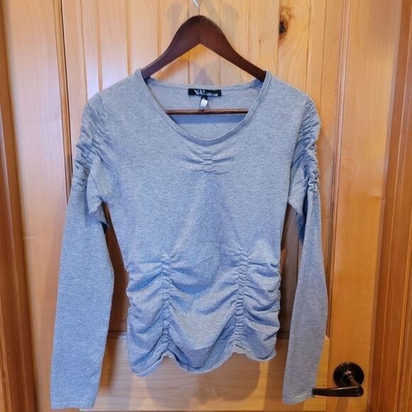 Yoki Collection Top  - Picture 1 of 2